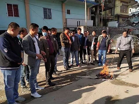 BJP protests Chinese intrusion in Upper Subansiri, burns Xi's effigy