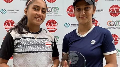 Soha Sadiq and Akanksha Nitture win doubles title