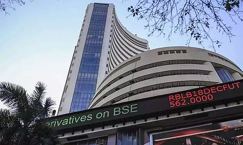 Markets Updates: Sensex Crosses 61400, Nifty Also Rises