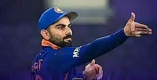 Virat Kohli should not leave captaincy of India's ODI, Test sides: Sehwag