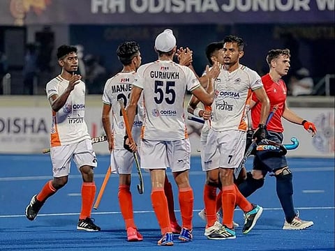 France stun defending champions India 5-4