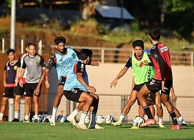 Hyderabad face Bengaluru in crunch clash