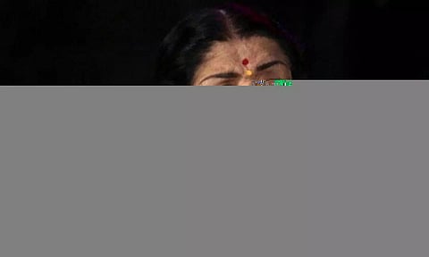 Lata Mangeshkar to be included in AU curriculum