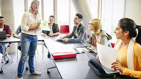 Global jobs tempt Indian students to foreign varsities