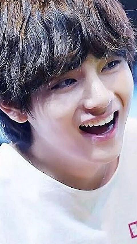 According To BTS’s V, Here Are The Top 10 Small Things That Make Him Absolutely Happy