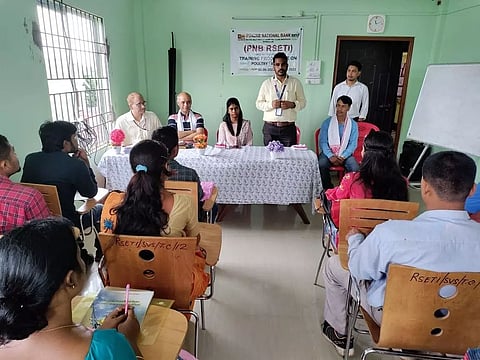 RSETI of Punjab National Bank organizes training on poultry in Gaurisagar