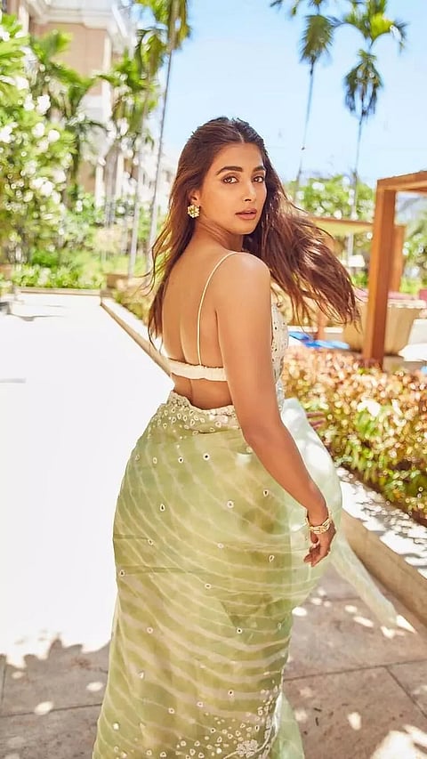 10 Pictures Of Pooja Hegde That Will Leave You Spellbound