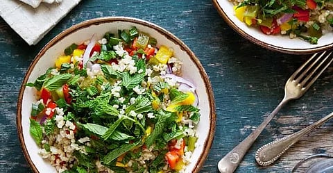 What is a low-sugar diet?