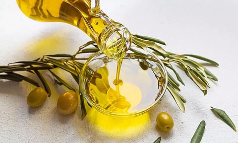Magical Home Remedies of Olive Oil for Hair Care