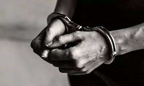 Fake Gold Smuggler Arrested