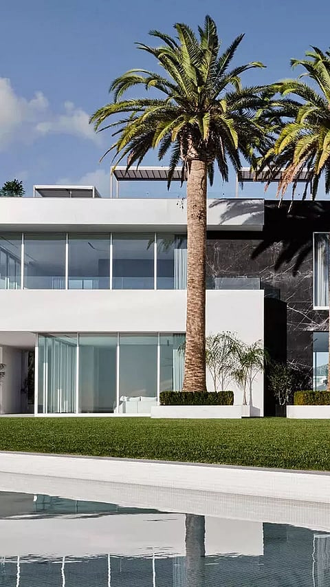 Top 9 Biggest Houses in  The World!