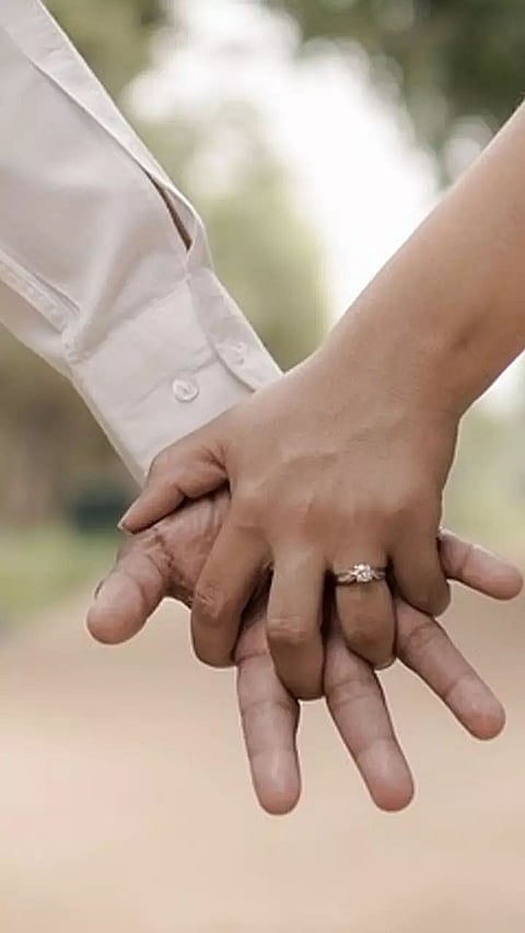 Vastu Tips for Perfect date and romantic relationship