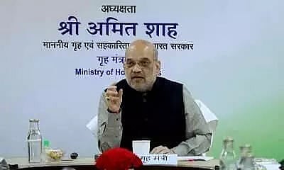 Amit Shah in Karnataka; ruling BJP on offensive mode ahead of polls