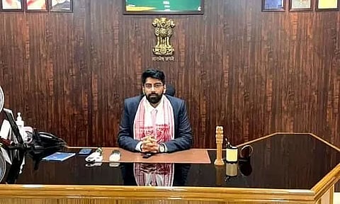 DC holds discussion with ARIAS officials in Sivasagar