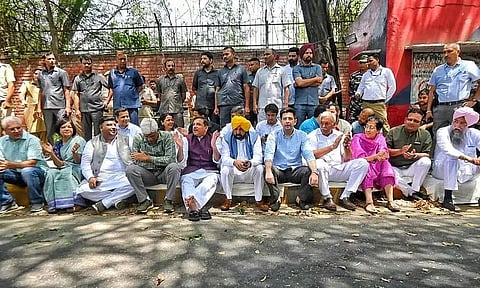 Delhi CM Arvind Kejriwal’s questioning: Several AAP leaders detained for protesting