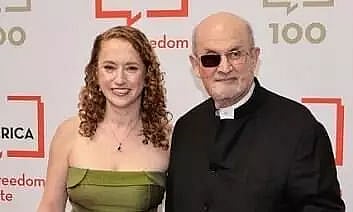 Salman Rushdie makes 1st public appearance since stabbing incident