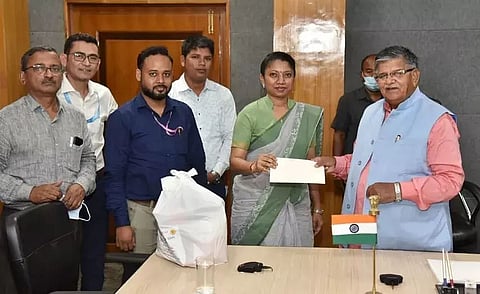 Assam Governor Gulab Chand Kataria adopts 10 tuberculosis patients of state