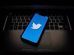 Twitter Blue users now get 1 hr to edit their tweets