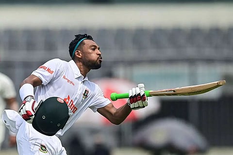 Najmul  Hossain ton helps Bangladesh reach 362-5 on day 1