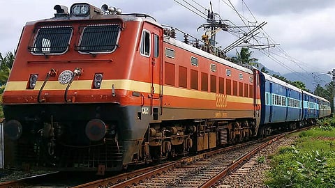 Passengers served non-veg food on Gatimaan Express; IRCTC suspends employee