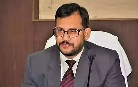 DC Pallav Gopal Jha working towards rehabilitation of city’s destitute population