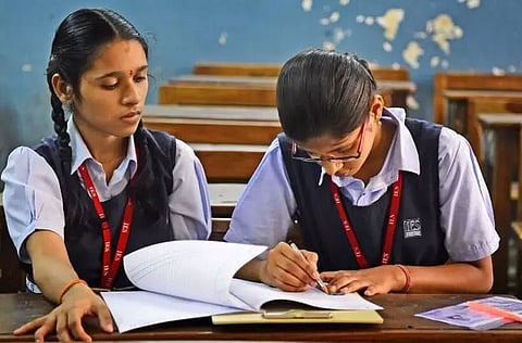 Repeal of order to write in English as medium in UG exam demanded