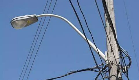 Lack of proper streetlights creates problems for citizens in Guwahati