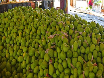 গুয়াহাটিতে ২.৫০ কুইন্টেল আম বাজেয়াপ্ত
