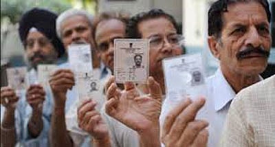 High-voltage Karnataka battle ends, millions vote