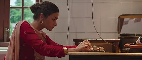 আলিয়া ভট্টৰ 'ৰাজী'য়ে বক্স অফিচত পাৰ কৰিছে ৯০কোটি