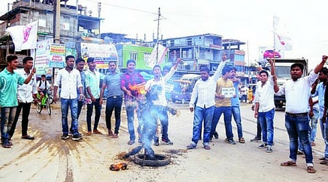 Bandh against fuel price hike evokes total response in Jorhat