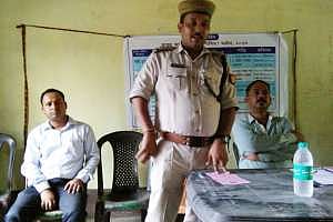 মদের বিরুদ্ধে উদালগুড়িতে সচেতনতা সভা আবগারি বিভাগের