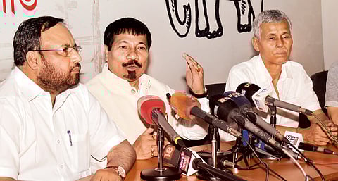 আধাঘণ্টা ধৰি আলোচনাত বহিল এজিপি