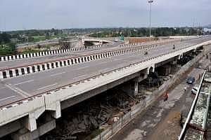 চাকা বনধে পঙ্গু হয়ে পড়ে রাজ্যের স্বাভাবিক জীবন