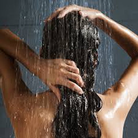 Shower Tips To Keep Your Hair Healthy