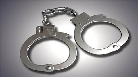 Teer gamblers arrested