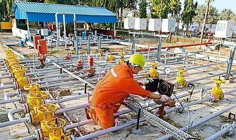 Move to Hand Over Gelakey Oil Field to Canada-based Company Opposed by Indigenous Organizations