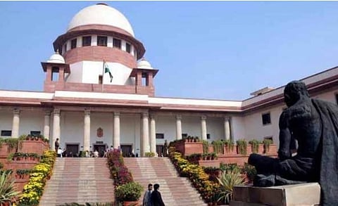 দিল্লির বেসরকারি হাসপাতালে গরিবদের বিনামূল্যে চিকিৎসা চায় সুপ্ৰিমকোর্ট