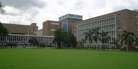 IIT-Delhi, AIIMS to Jointly Set Up Biomedical Research Park