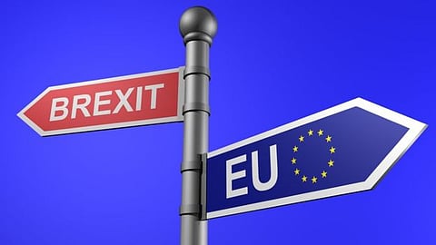 Brexit Hits London Population Growth: A Significant Drop in International Immigration