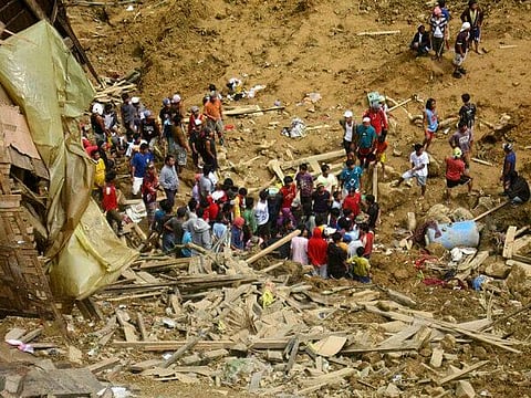 33 Dead in Typhoon Triggered Landslides in Philippines, 100 Miners Doubted To Be Buried Alive