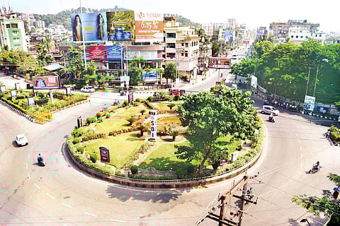 Assam bandh hits life across State