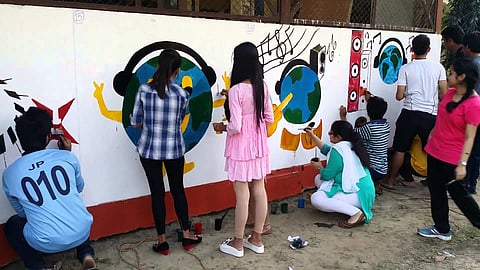 Painting workshop commemorates in Itanagar on Mahatma Gandhi’s 150th birth anniversary