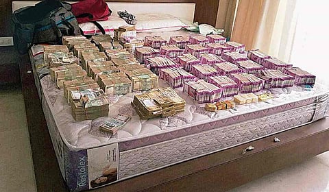 Supreme Court seeks Centre's response: Black money in polls