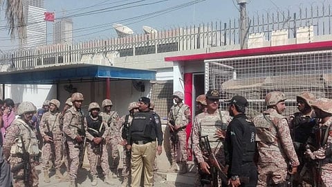 5 Killed in Attack Near Chinese Consulate