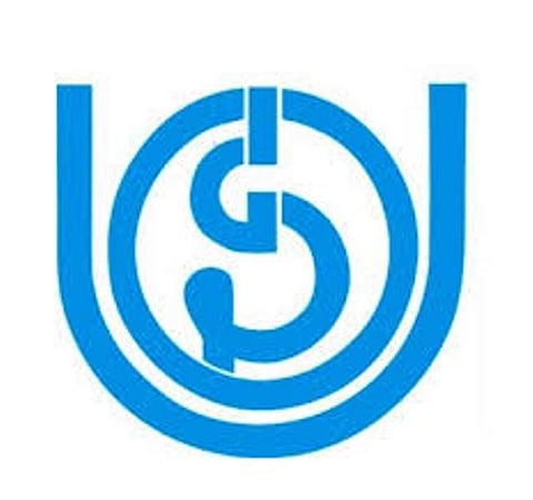 IGNOU Jobs 2018 For Administrative Associate, Consultant Vacancy for Any Graduate, B.Tech/B.E, M.Sc, MCA