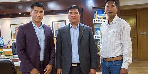 Chief Minister Pema Khandu meets Nobin  Jomoh