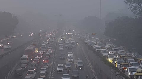 Delhi Witnesses Deteriorating Air Condition, Expected to Worsen on December 2