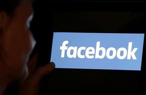 Facebook, Twitter Criticized by Bereaved Mother