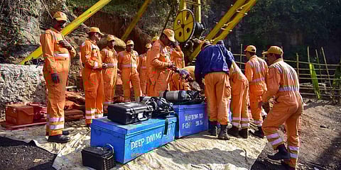 Take ‘prompt’ steps to rescue trapped miners: Supreme Court